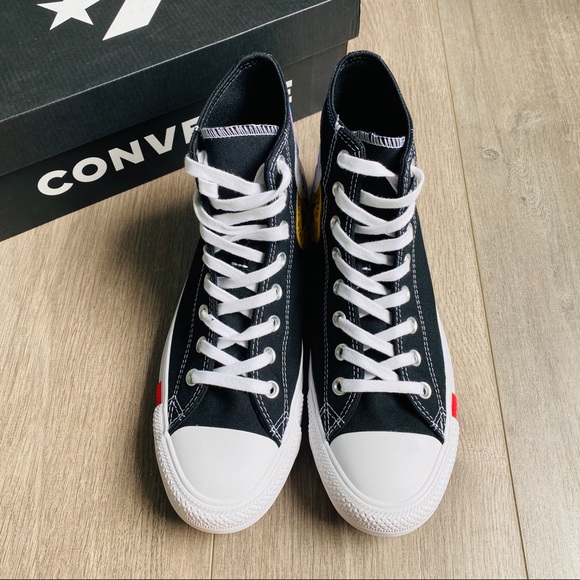 NWT Converse Chuck Taylor All Star Hi Top - Picture 4 of 10